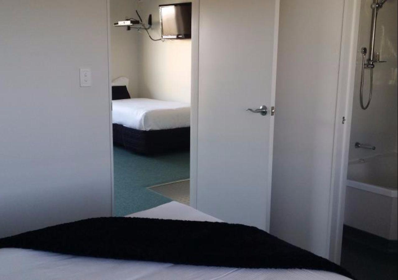 Asure Abode On Courtenay Motor Inn New Plymouth Dış mekan fotoğraf
