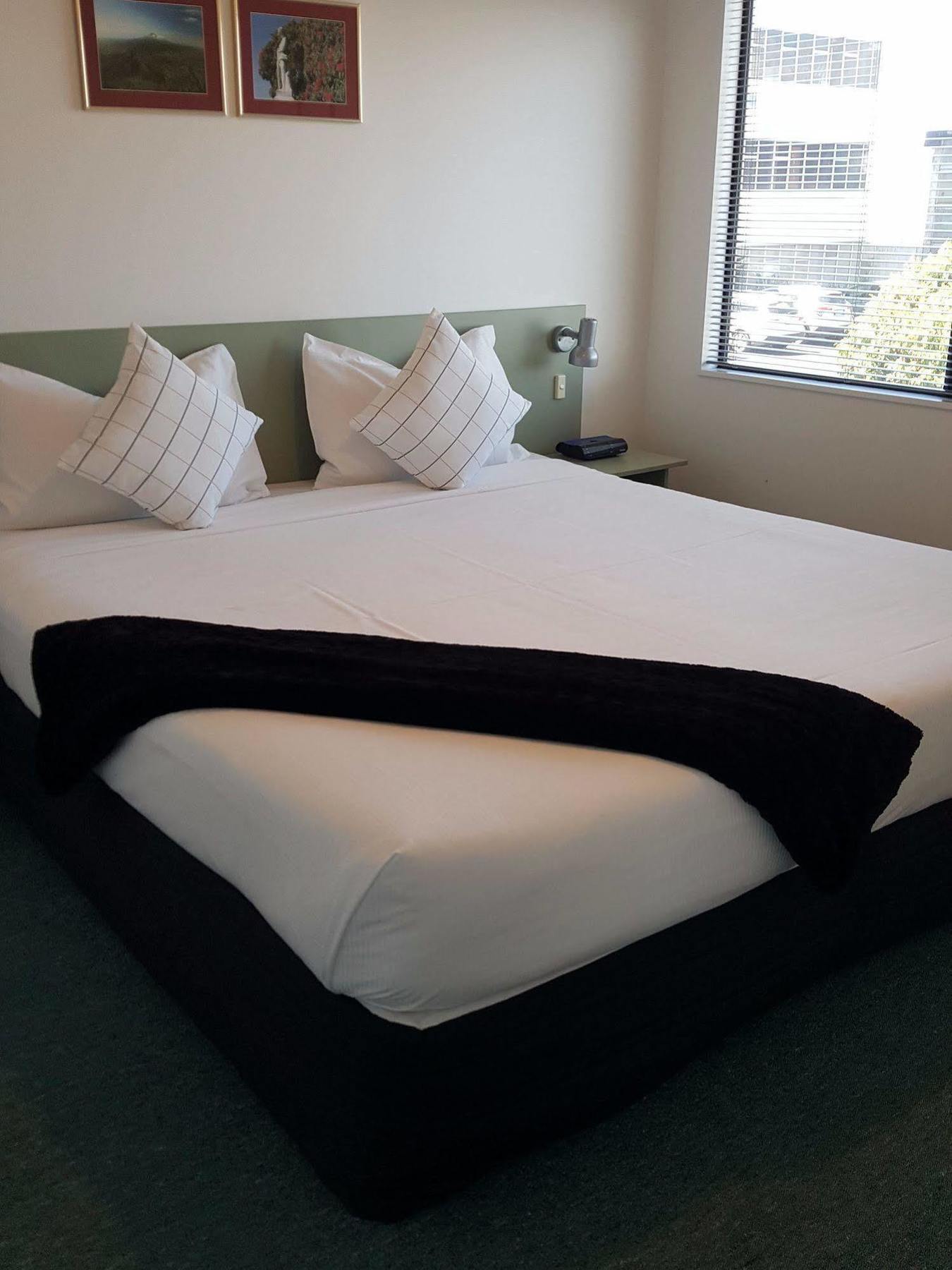 Asure Abode On Courtenay Motor Inn New Plymouth Dış mekan fotoğraf