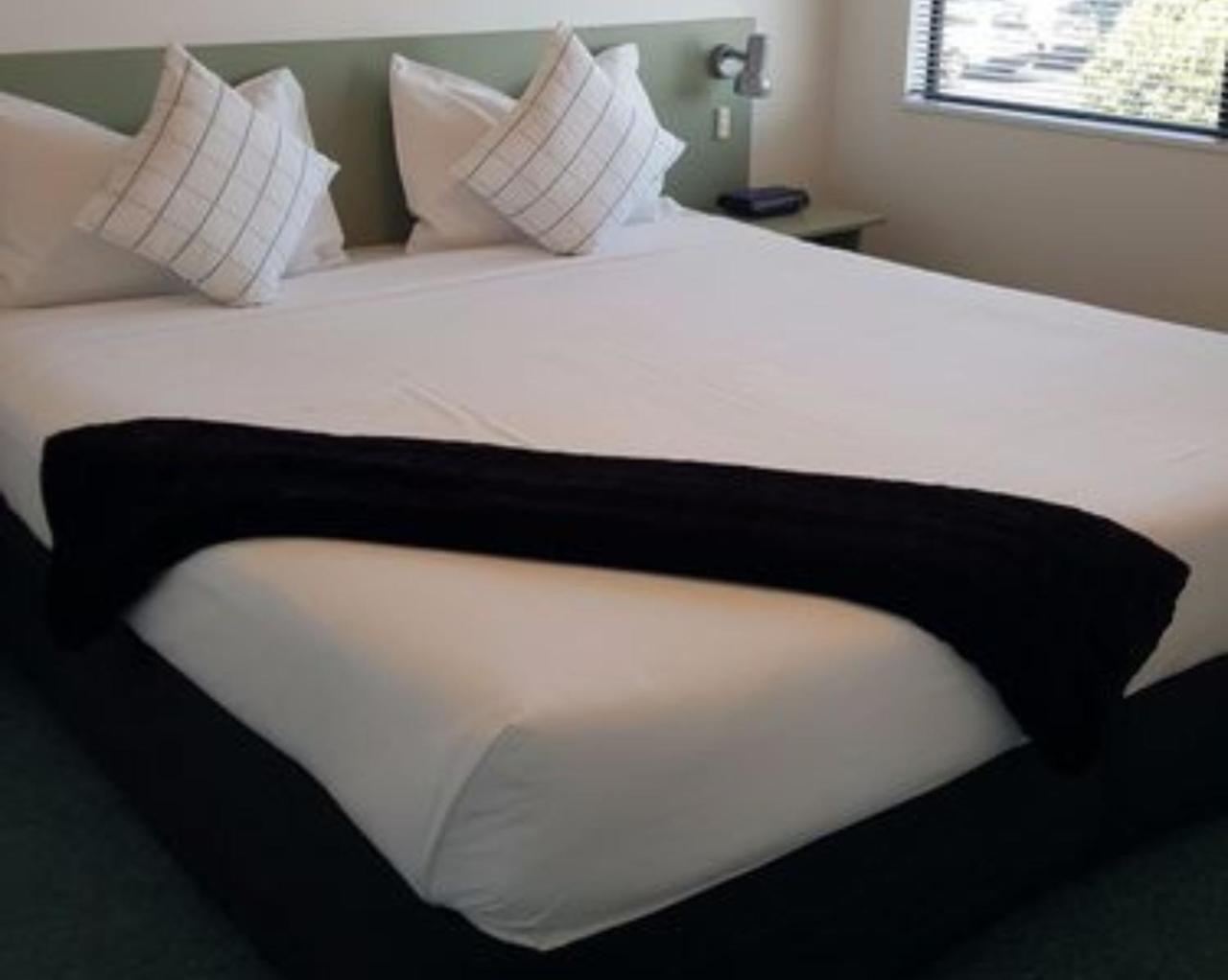 Asure Abode On Courtenay Motor Inn New Plymouth Dış mekan fotoğraf